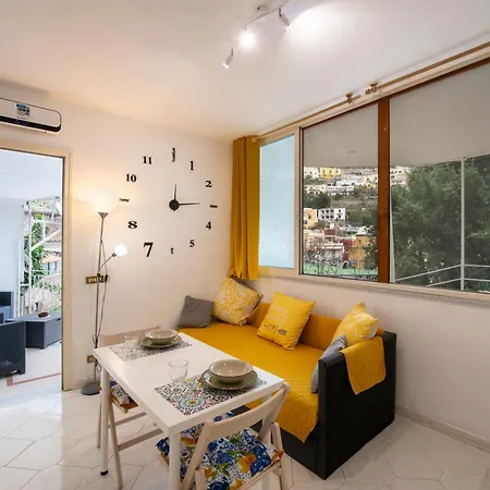 Lägenhet Casetta Fe Nel Cuore Di Positano